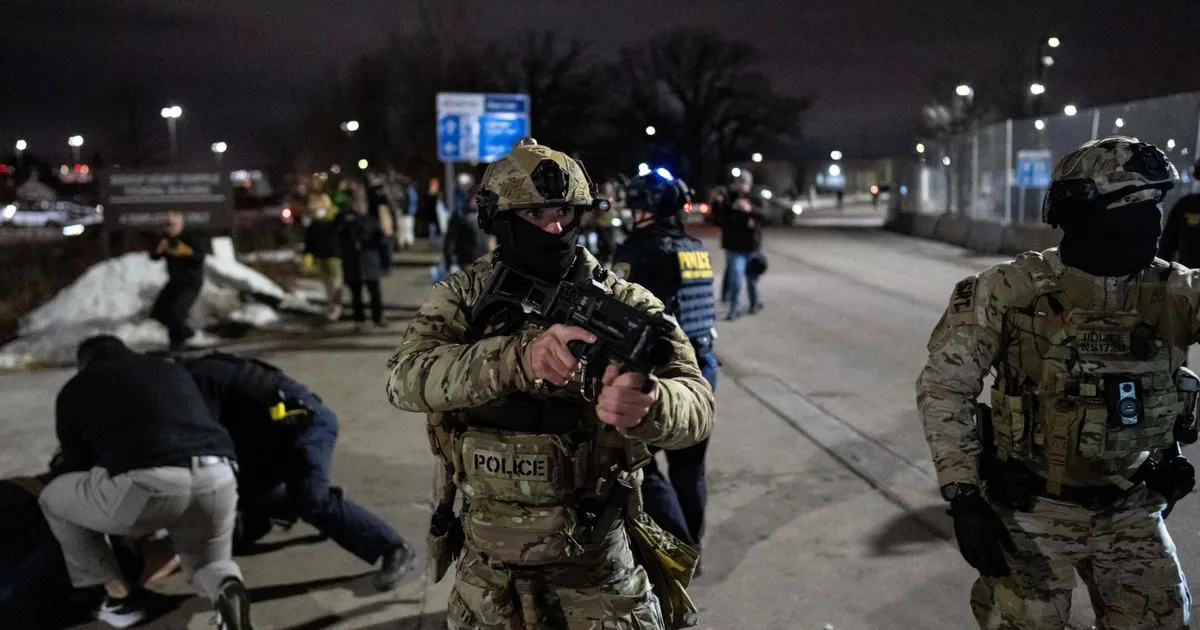 Protestid ICE'​i vastu viisid Minneapolise piiri peale
