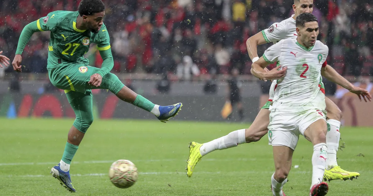 VIDEO ⟩ Senegal võitis lisaajal finaali, kuid peatreener käsutas meeskonna enne seda väljakult minema