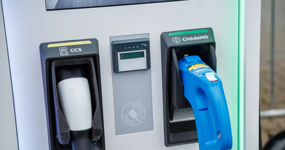 «ULMELINE SUMMA!» ⟩ Tallinlane sai elektriauto laadimise eest enneolematult suure arve