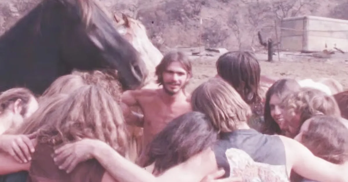 Keelatud kaadrid! Kuidas süütust hipiliikumisest sai tõeline tapakultus