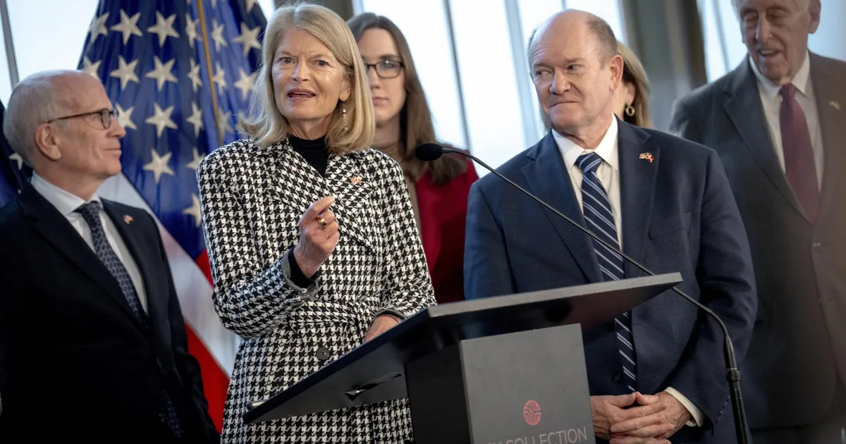 ÜLEVAADE ⟩ Vabariiklased ründavad Trumpi Gröönimaa plaani: kõige lollim asi, mida kuulnud olen