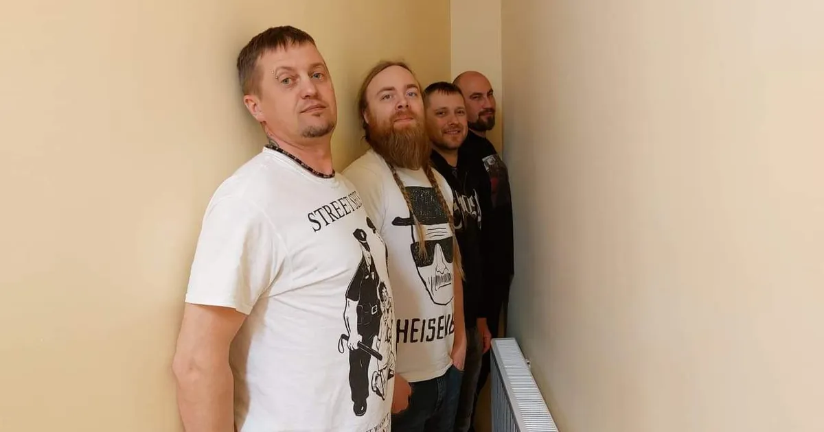 ENE KALLAS ⟩ Võta asju naerusui