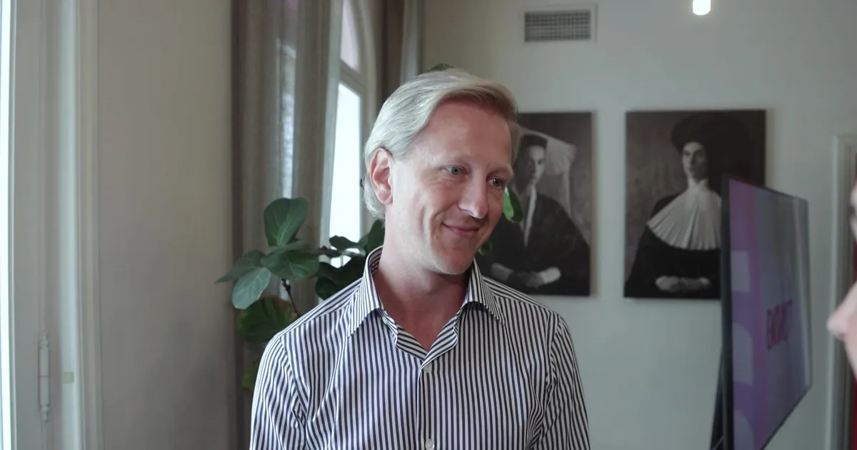 VIDEOINTERVJUU ⟩ Ženja Fokin Türgi iluprotseduurist ja minapildist: kui oled endaga rahul, siis ei ole põhjust teisi hammustada