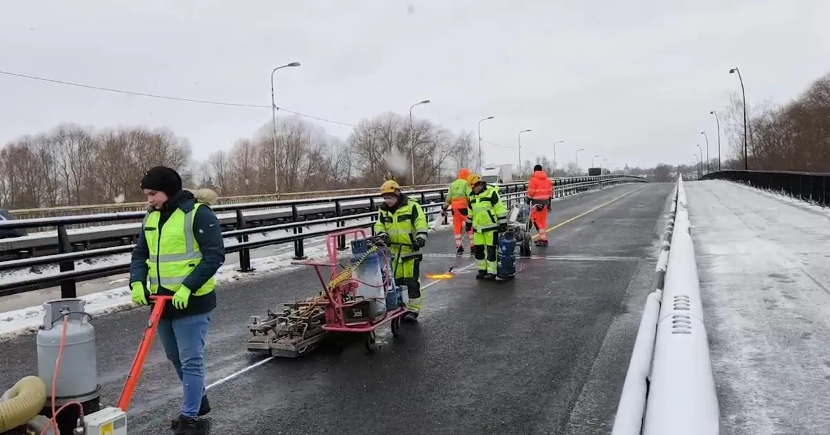 VIDEO ⟩ Sõpruse silla remonditud poolel käivad viimased ettevalmistused tee avamiseks