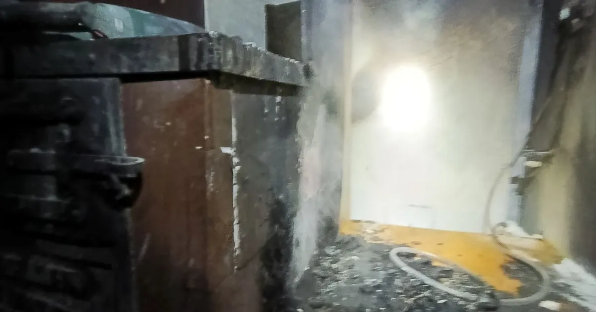 PILDID ⟩ Õnne tänava korteris puhkes põleng ning lapse jalg jäi trenažööri vahele kinni