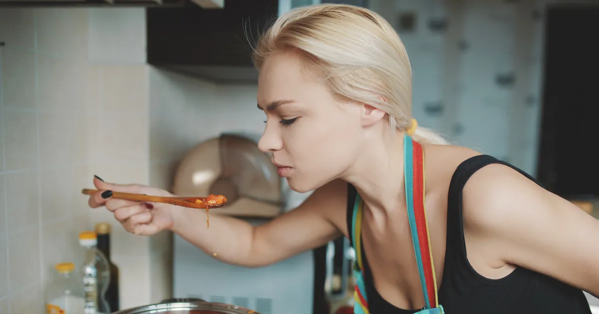 TOIDUMÜRGISTUSE OHT ⟩ 17 levinud viga köögis, mis seavad tervise ohtu