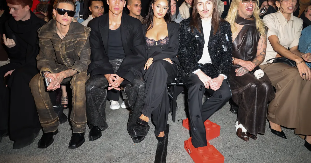 SEE POLE NALI ⟩ Tommy Cashi jalas nähtud Lego krokse saabki klotsipoest osta