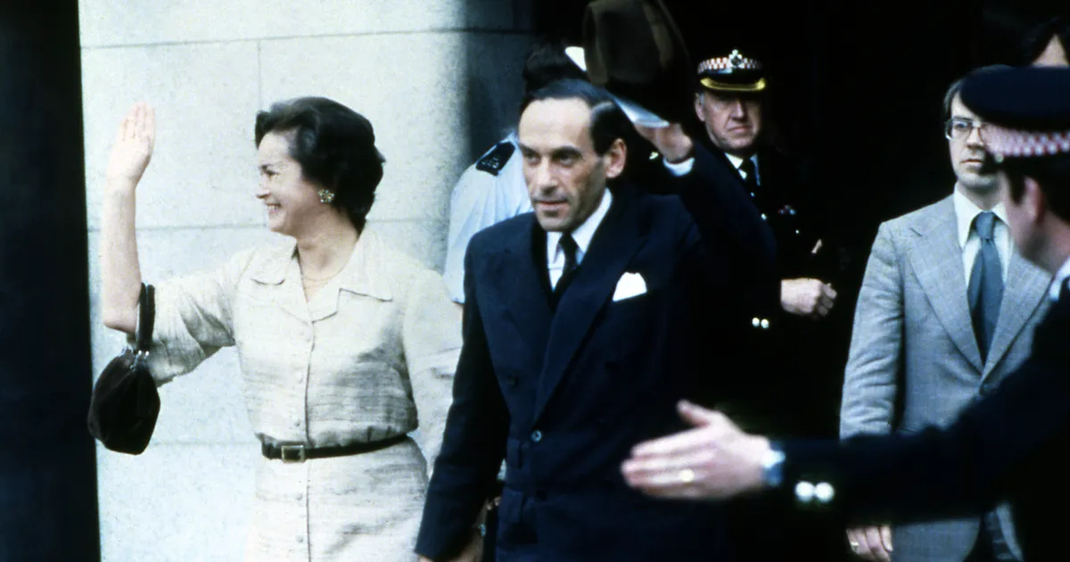 Geisuhe, mõrvakatse ja surnud koer: seksiskandaal, mis raputas kogu Suurbritanniat