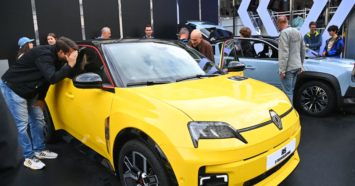 Elektriautode müük edestas Euroopas esimest korda bensiiniautosid