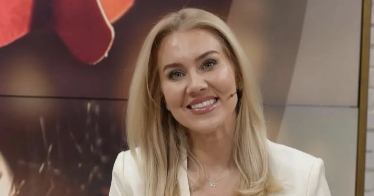 KLÕPSUD ⟩ Rootsi ettevõtja Isabella Löwengrip kandis Eesti moelooja loomingut