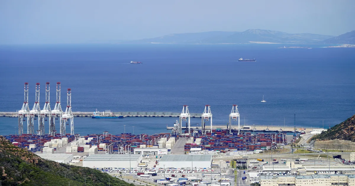 Hispaania jälgib Vahemerel arvatavat Venemaa varilaevastiku tankerit