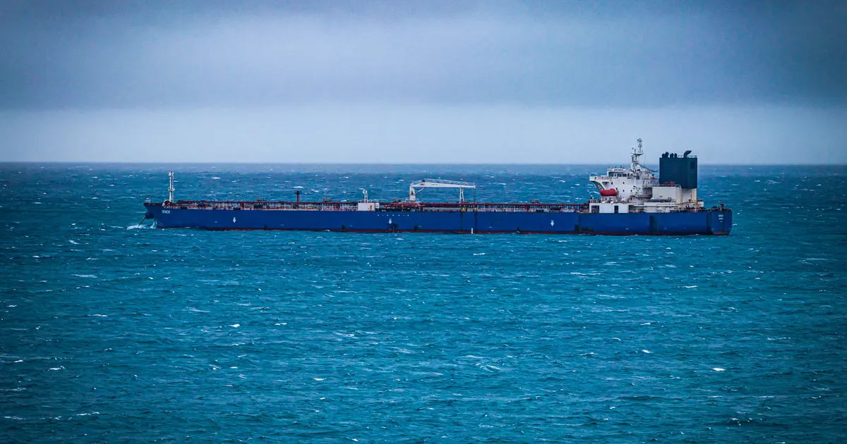 Vene naftatankerid hulbivad sihitult merel: India tõmbas sisseostudega koomale