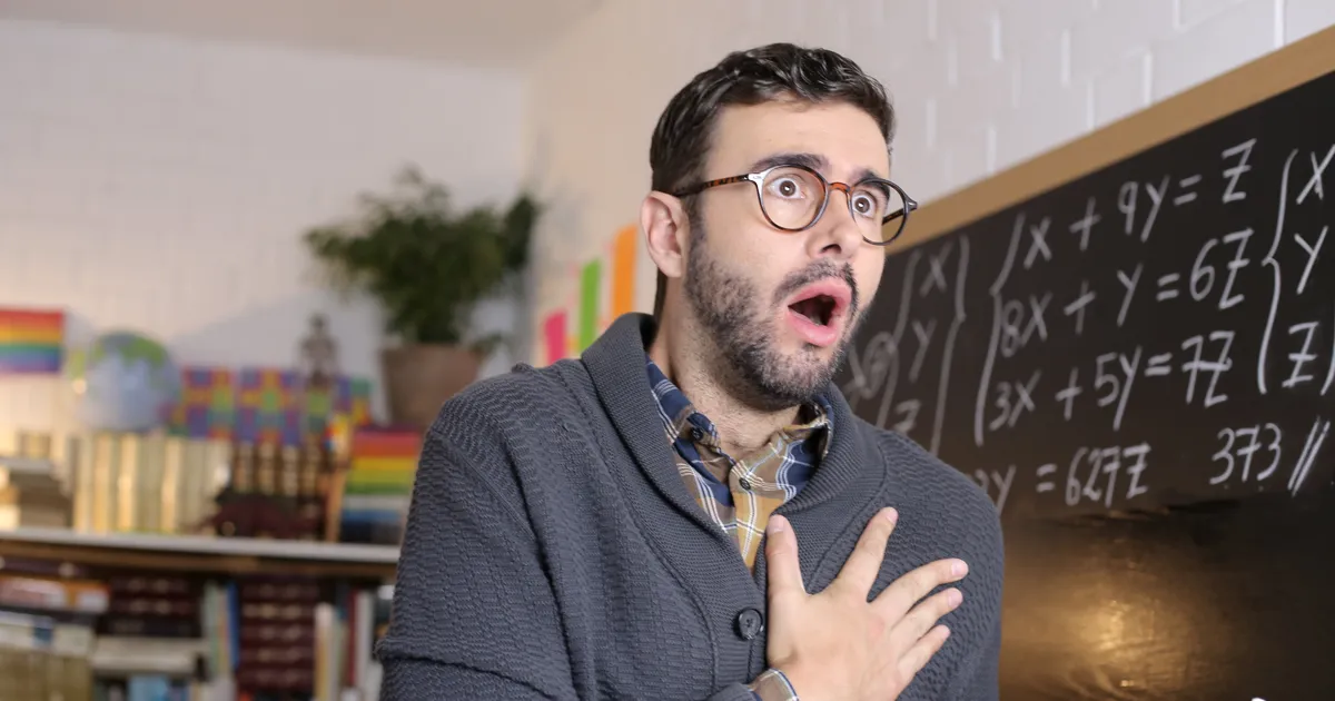 Šokk Tallinna eliitkoolis: direktor kukub kogu kooli ees surnuks