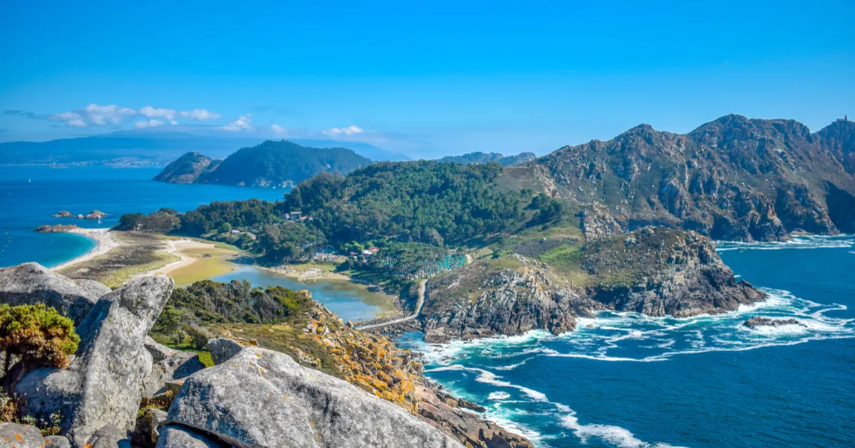 MAAILMA KAUNEIM RAND ⟩ Salapärased Hispaania saared, millest enamik inimesi pole kuulnud