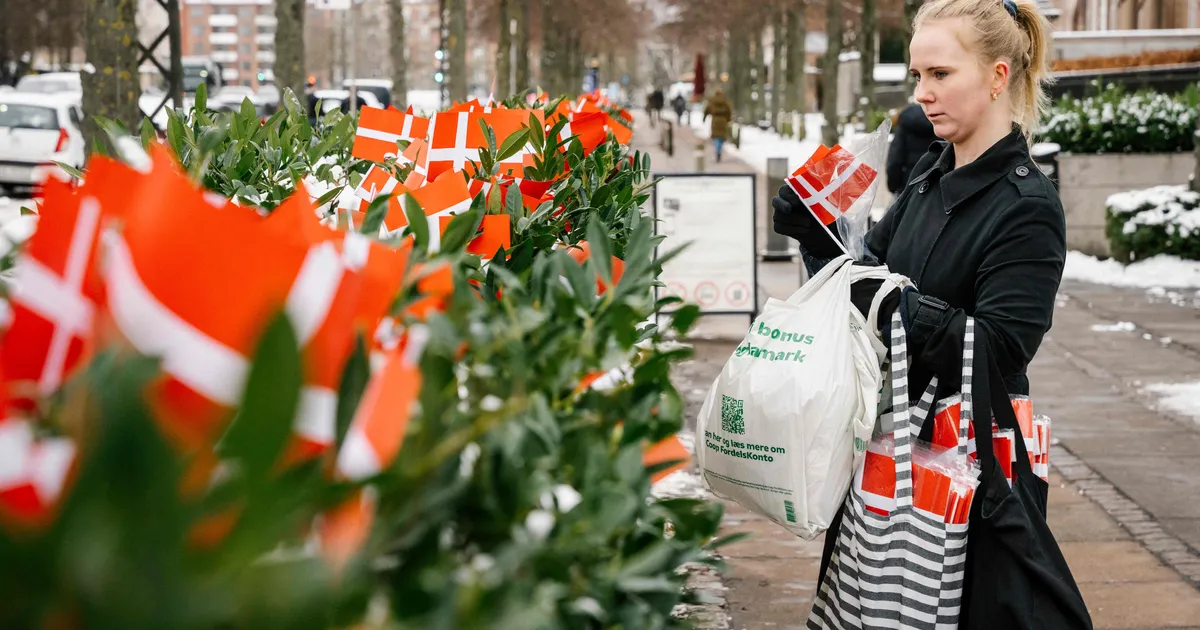 VETERANID MARUS ⟩ USA saatkond eemaldas Afganistanis langenud taanlaste austuseks väljapandud lipud