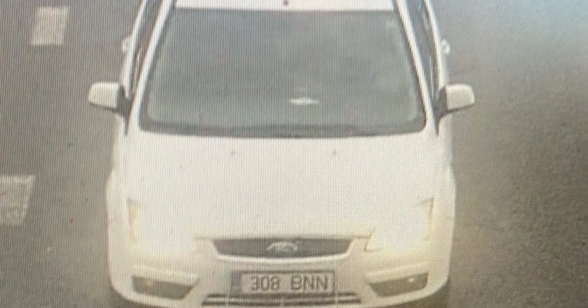 Politsei otsib Põhja-Tallinnas naisele otsa sõitnud auto juhti