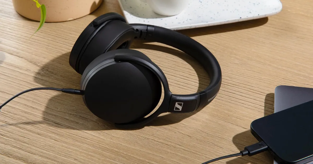 Juhtmega kõrvaklapid tulevad mühinal tagasi – põhjus on lihtne