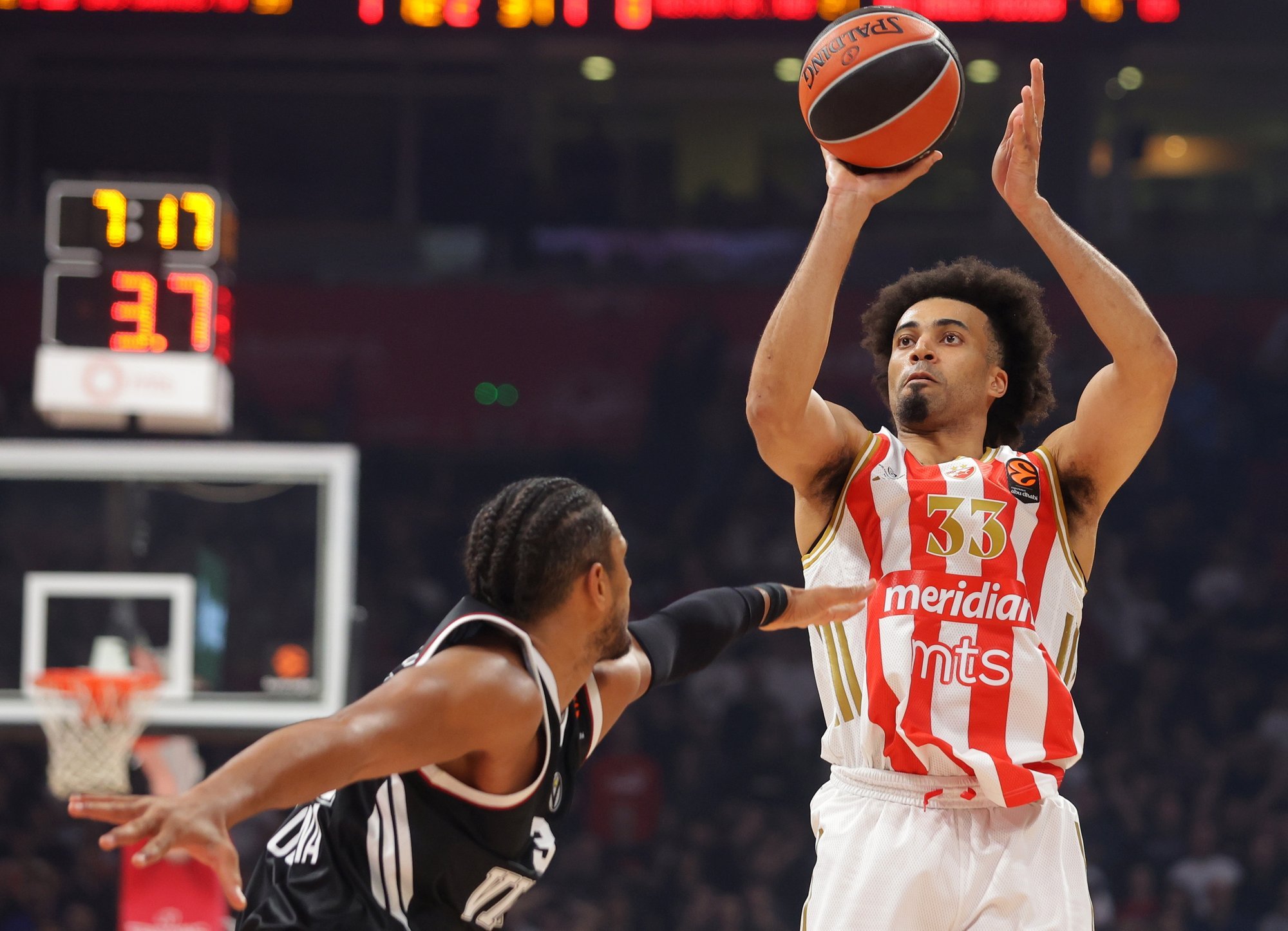 Crvena Zvezda küttis türklastele Euroliigas sauna