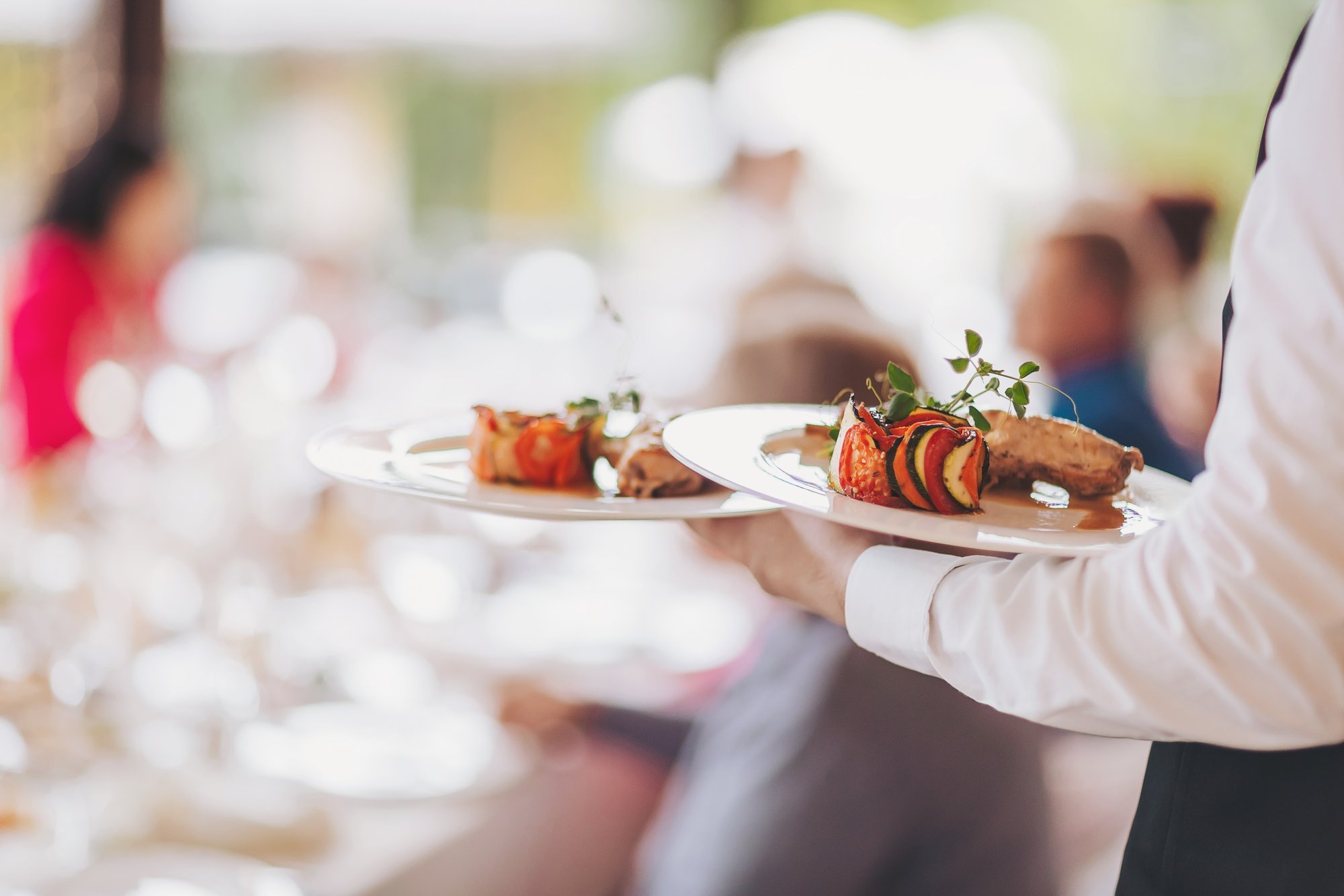 SALAKUULAJA AASTA TOP | Millised uued restoranid pakuvad tipptasemel kogemust ning kus saab kalli raha eest täieliku tünga?