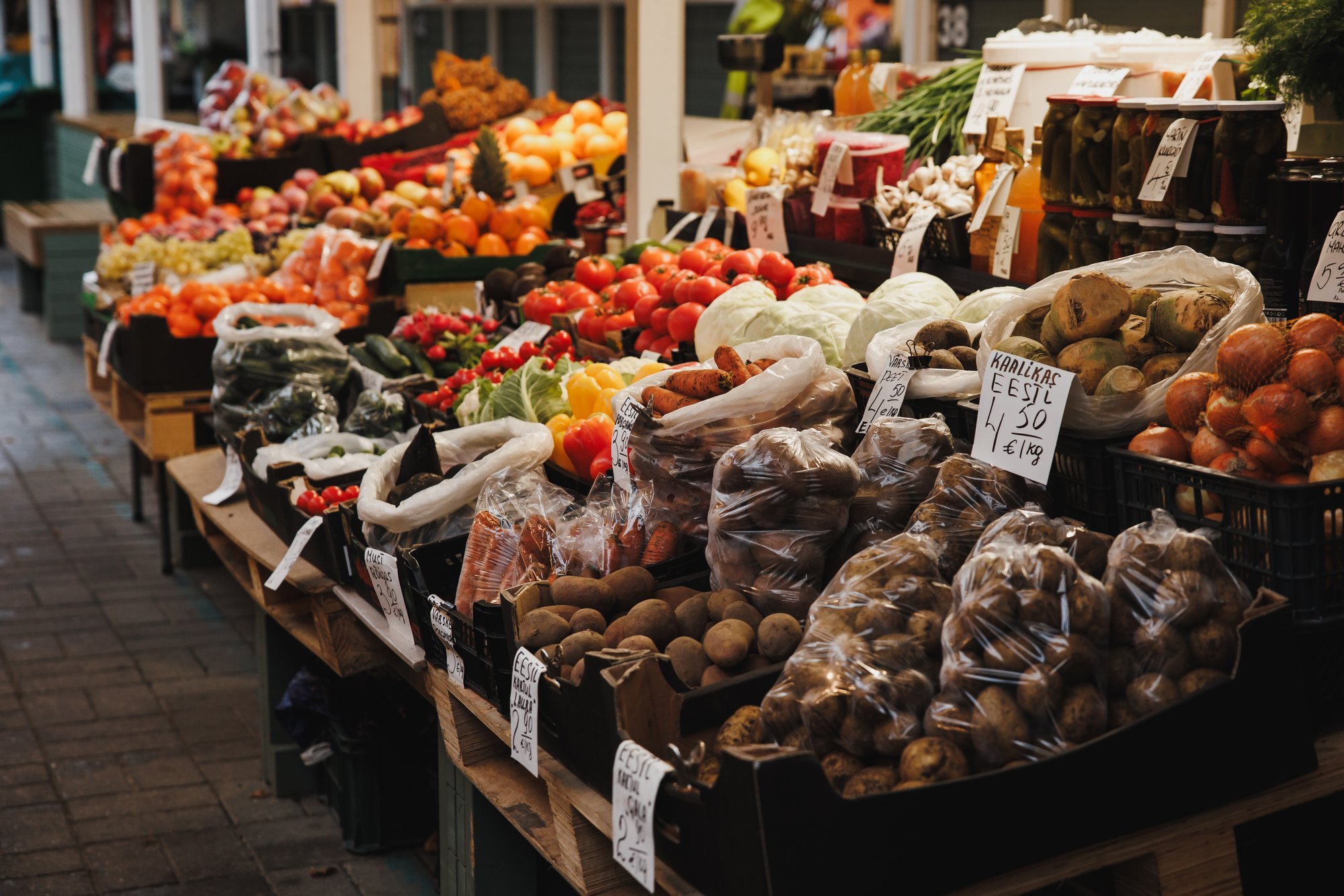 Mullusega võrreldes kasvasid novembris nii kaupade eksport kui ka import