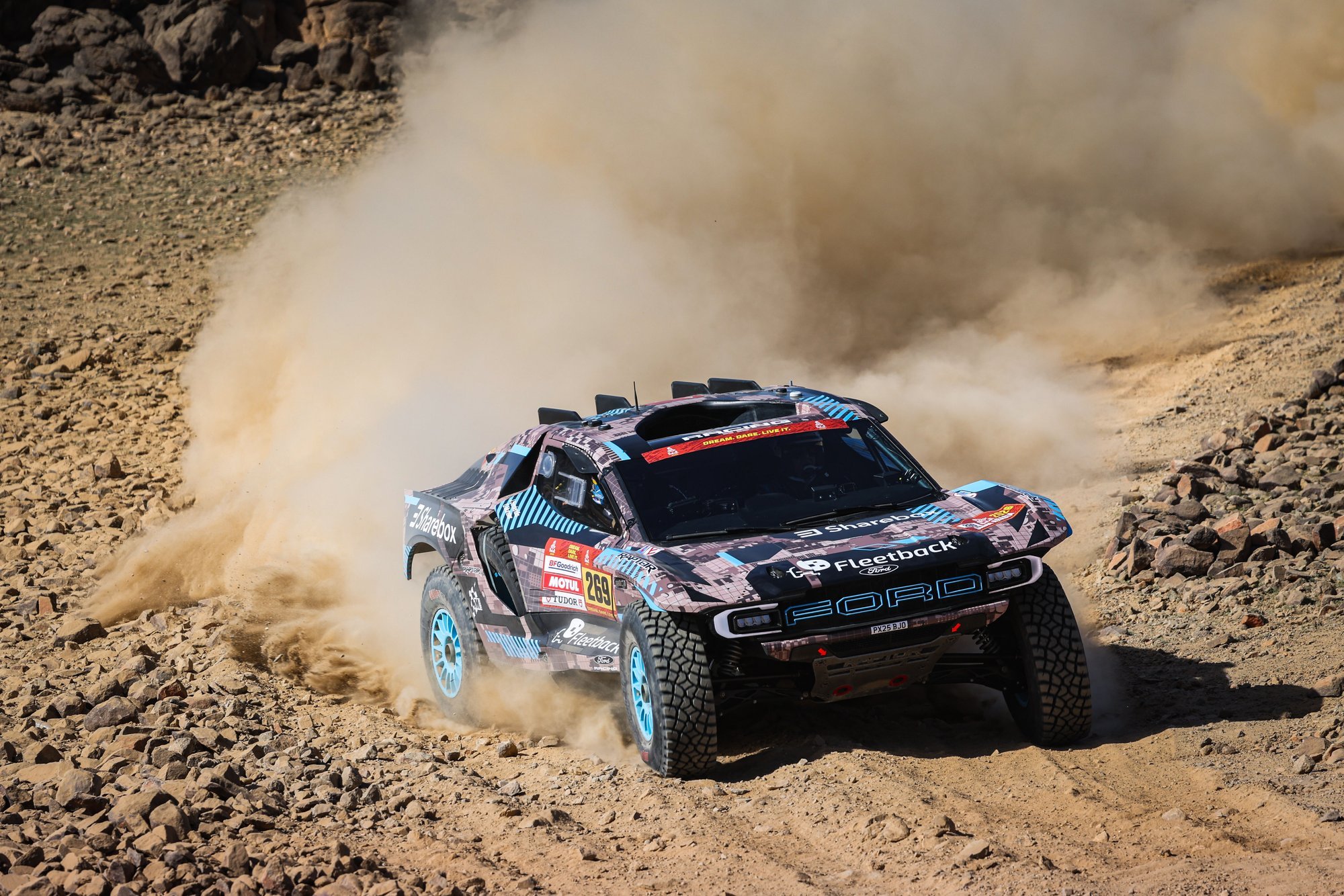 Serderidis ja Munster tegid Dakari rallil tõsise avarii ning pidid katkestama, Lategan tõusis liidriks