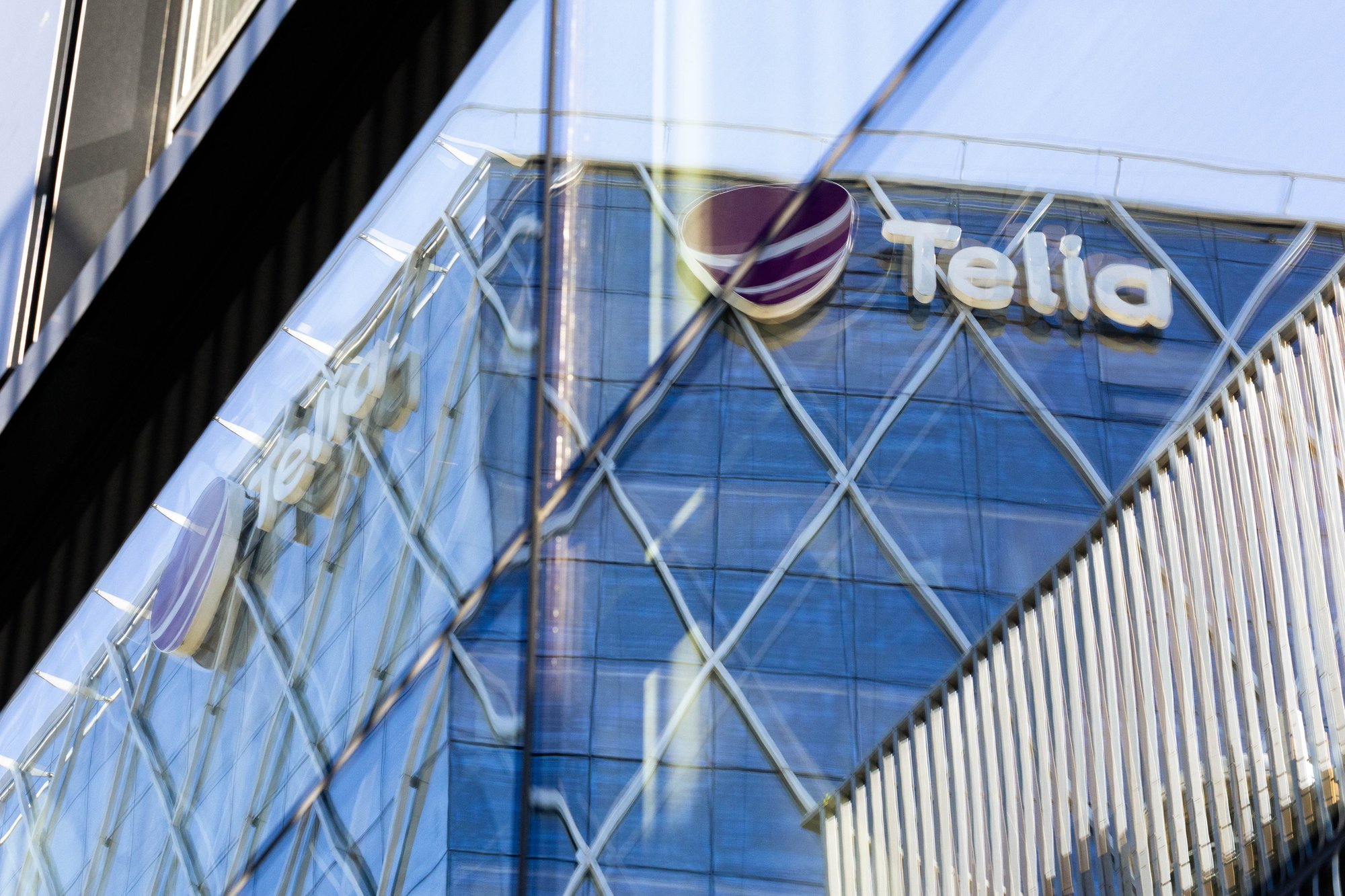 Pettuste hirm sundis Teliat muutma isiku telefonitsi tuvastamise korda