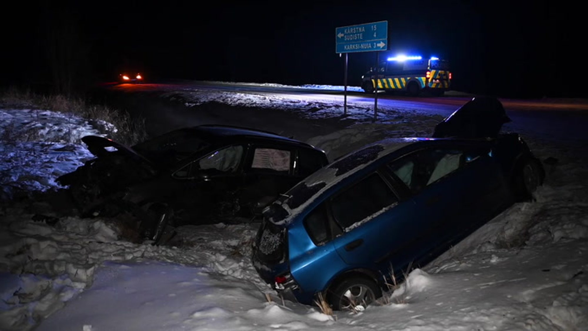 VIDEO ja FOTOD | Viljandimaal põrkasid kokku kaks autot, kaks inimest viidi haiglasse