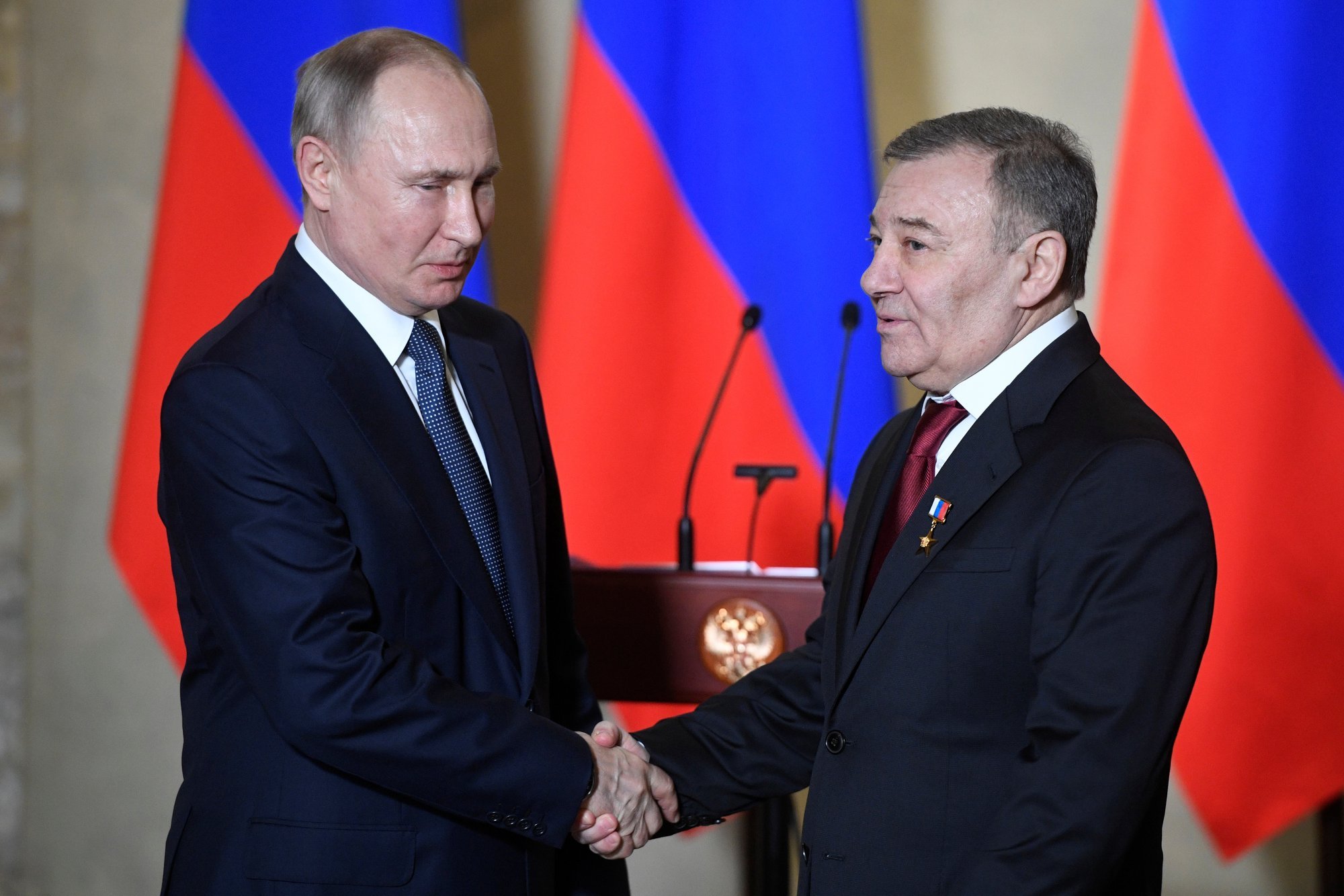 SÕJAPÄEVIK (1422. päev) | Putini kunagine judopartner koondab Venemaa viinatööstust enda kätte