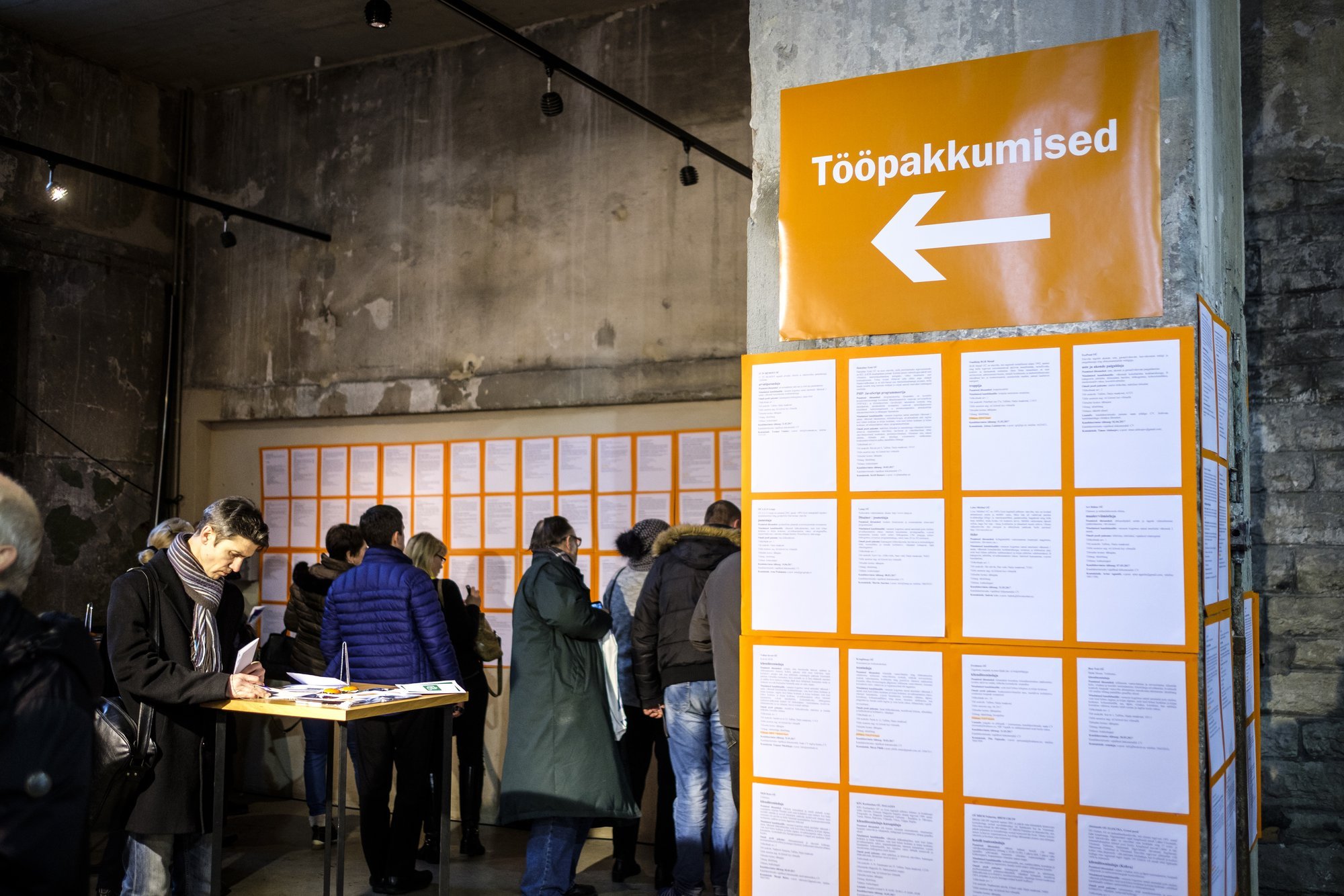 Üle 50-aastastel on raske tööd leida. „Olete valitud ameti jaoks ülekvalifitseeritud“