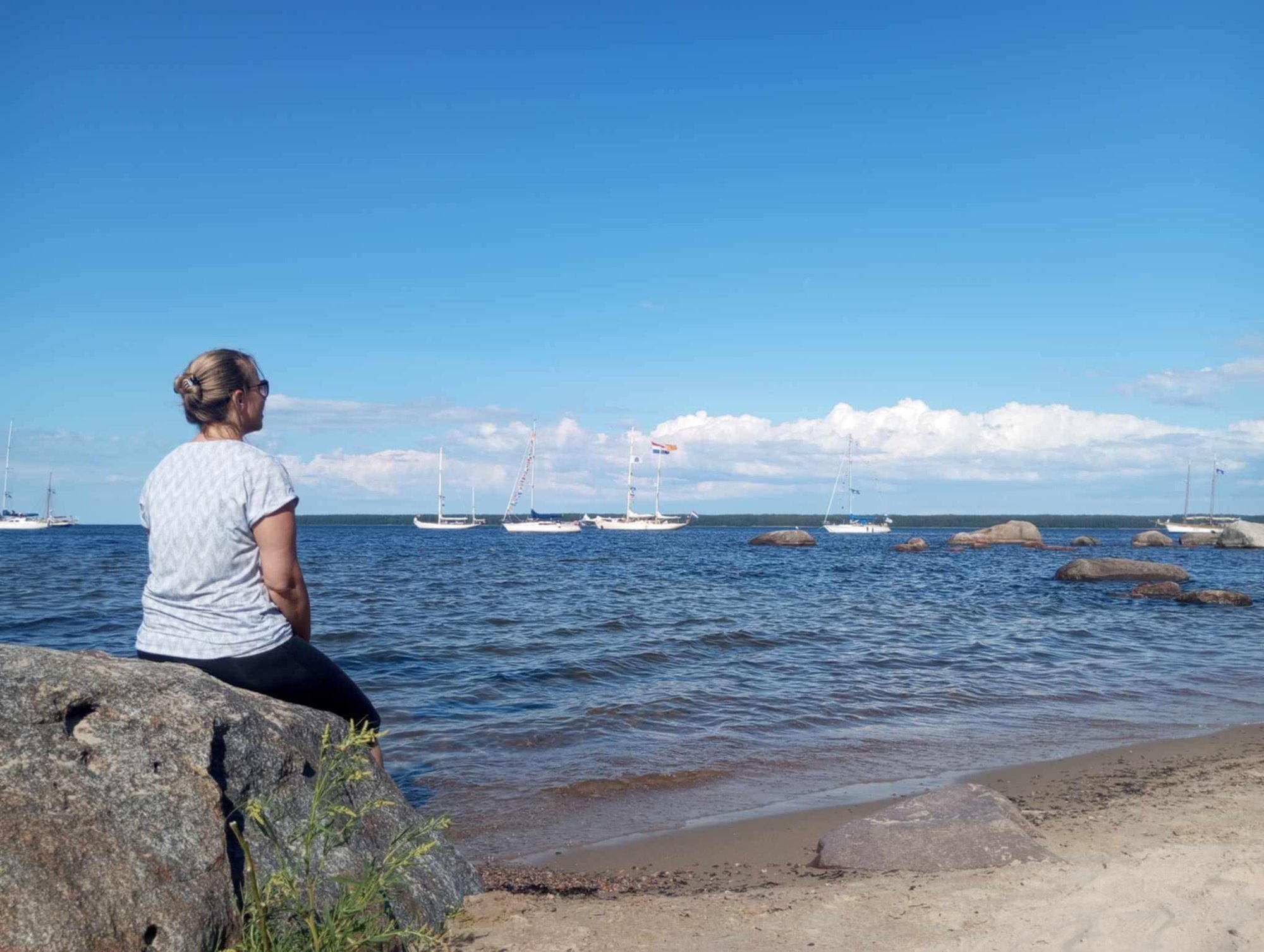 „Vabadus ja hingerahu on mulle tähtsamad kui kellegi ootused!“ Miks valivad naised järjest sagedamini elada üksinda?