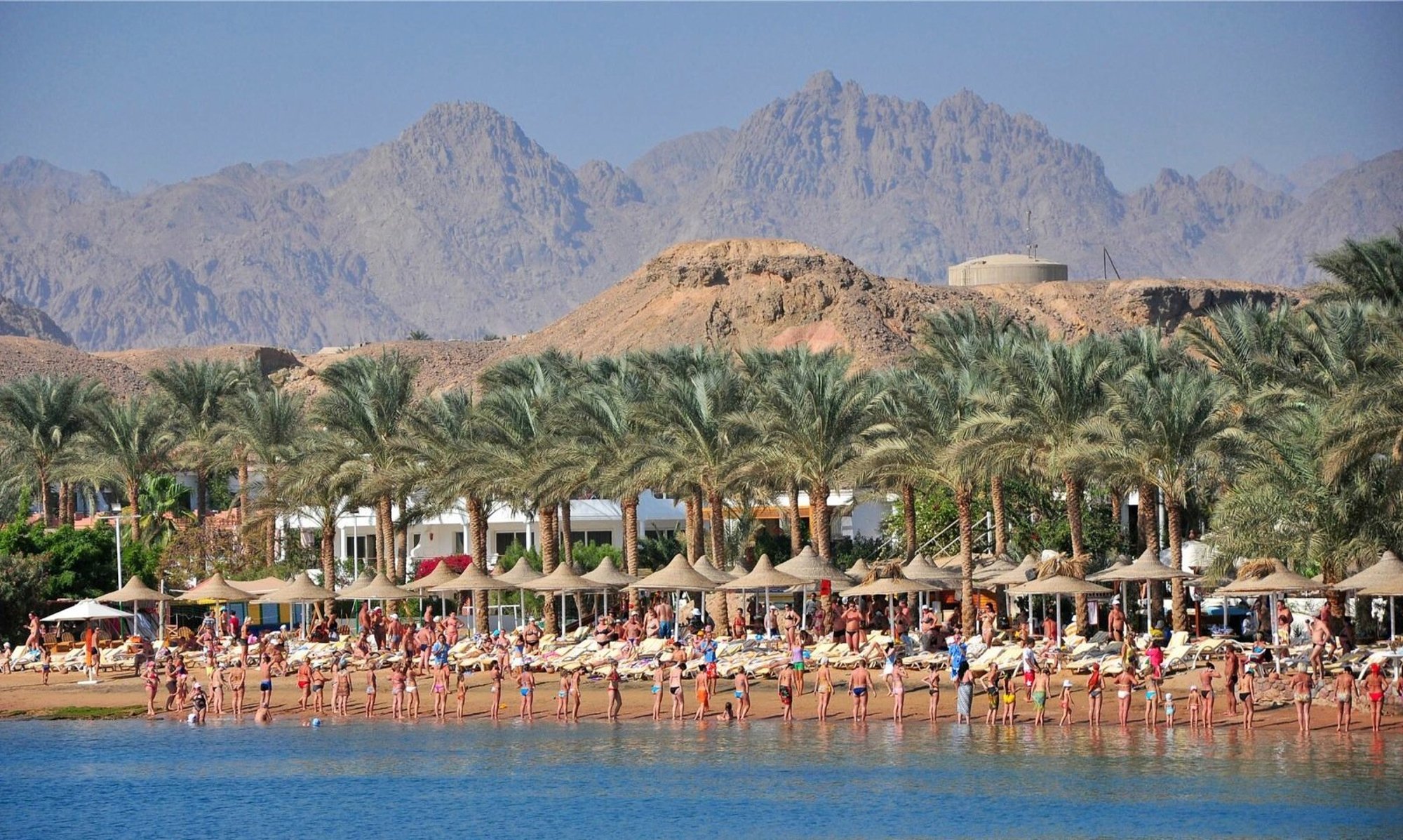 Inimesed pagevad külma eest. Viimase hetke reisid lähevad praegu kui soojad saiad