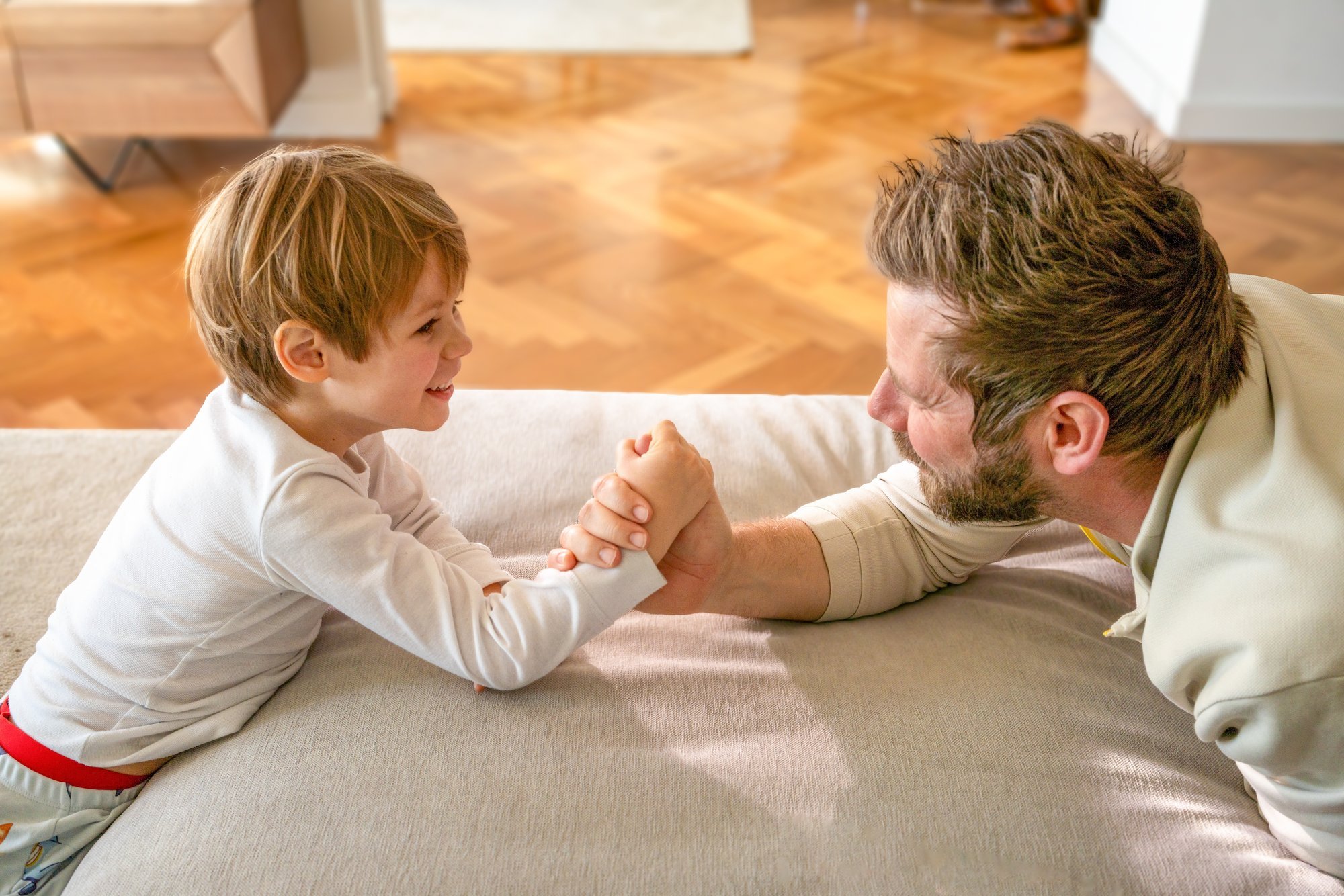 „Mehe suhte naisega muudavad kõvaks pähkliks lähedusega seotud tunded.“ Millised on ema ja isa rollid poisist meheks sirgumisel?
