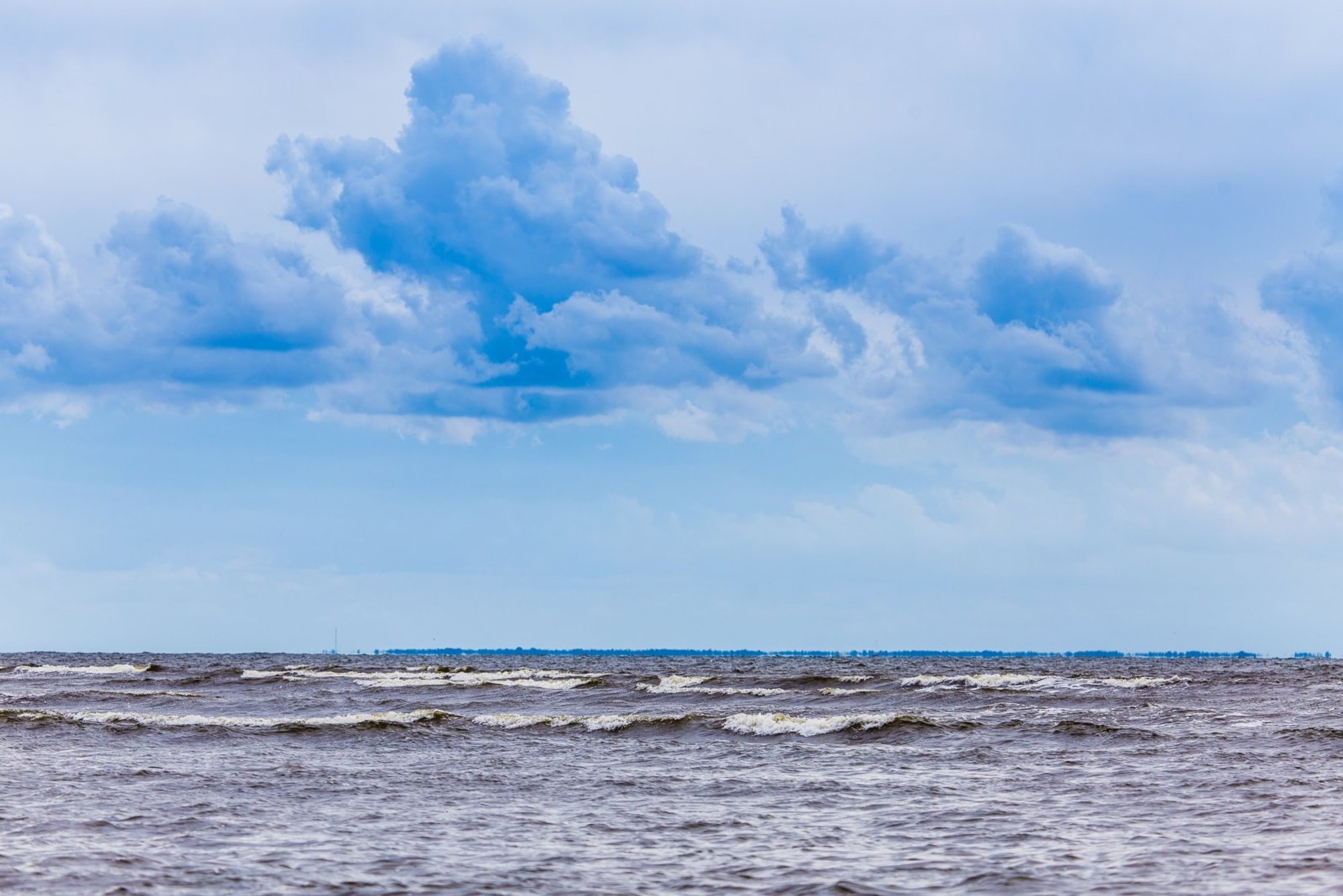Uus kahtlane juhtum Läänemeres. Kahjustada sai Läti ja Leedu vaheline valguskaabel