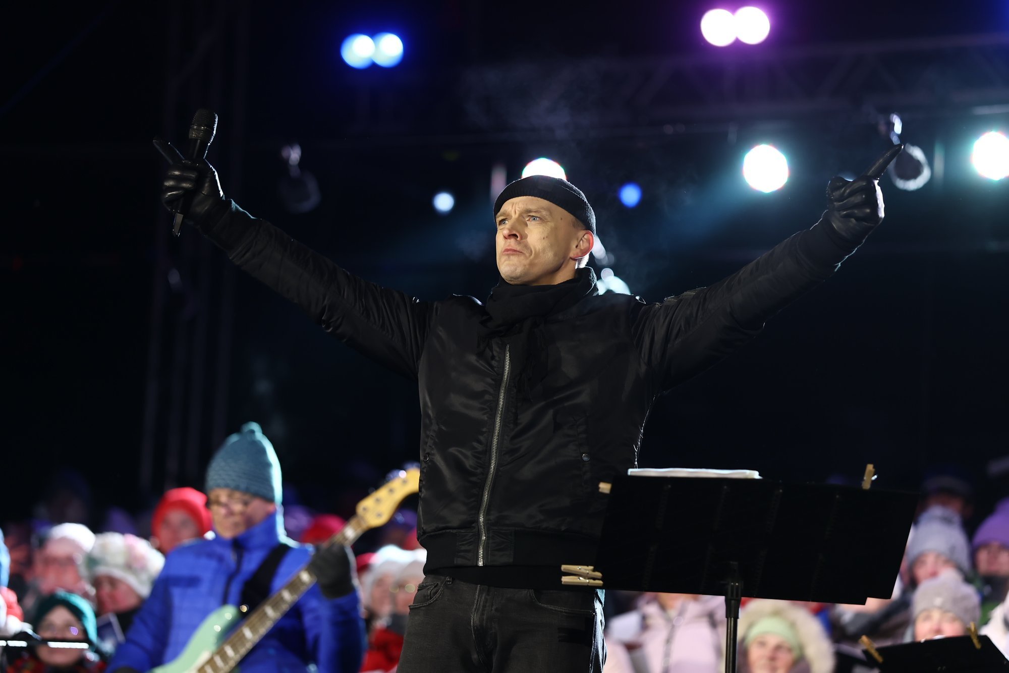 OTSEFOTOD | Publikut nagu murdu! Otepää Talveöölaulupidu meelitas talvepealinna staarid ja muidu laulusõbrad