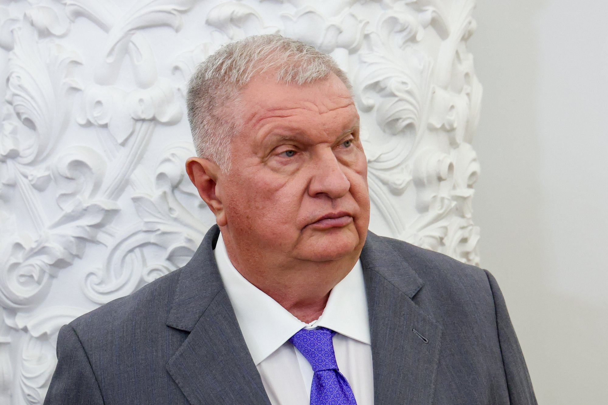 Igor Setšin võitis uue lahingu. Naftaoligarhi mõju FSB ja selle kaudu ka armee üle kasvas veelgi