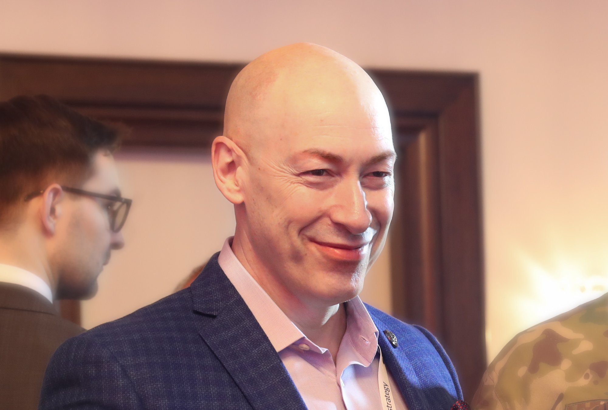 DELFI UKRAINAS | Ajakirjanik Dmõtro Gordon käib väljas haruharva. „Putin ise andis käsu mind tappa“