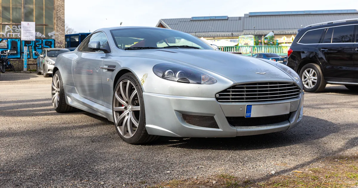 Trumpi tollid lõid rängalt luksusautotootjat