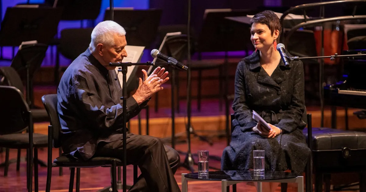 Pärnust tuule tiibadesse saanud Arbo Valdma sõidab presidendilt teenetemärki vastu võtma Kölnist