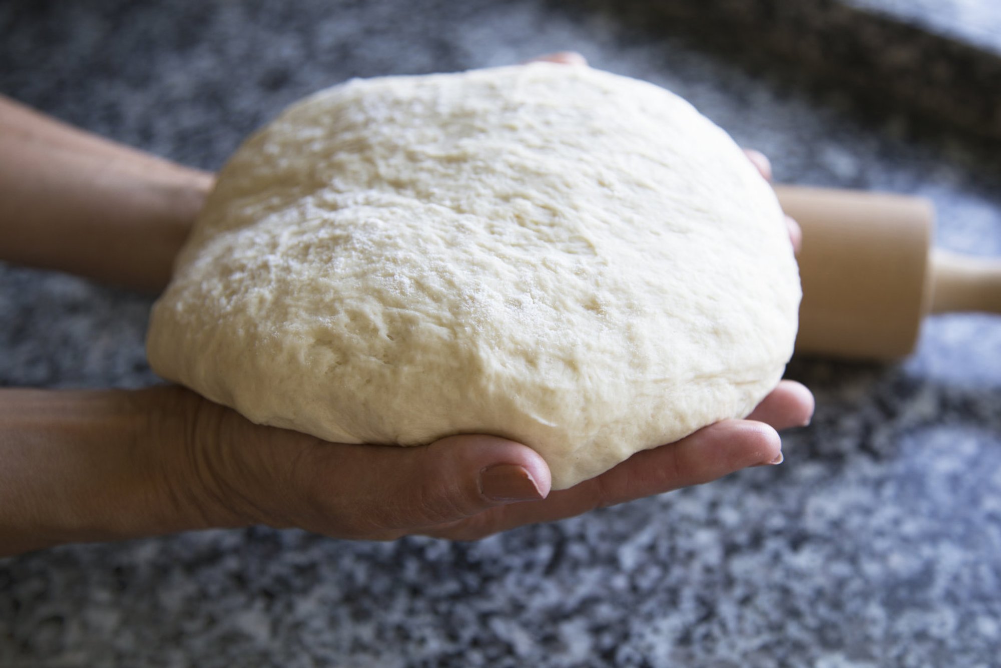 Baasretseptid ja õiged töövõtted: kõik, mida pead teadma pärmitaina, lehttaina ja pärmilehttaina õnnestumisest