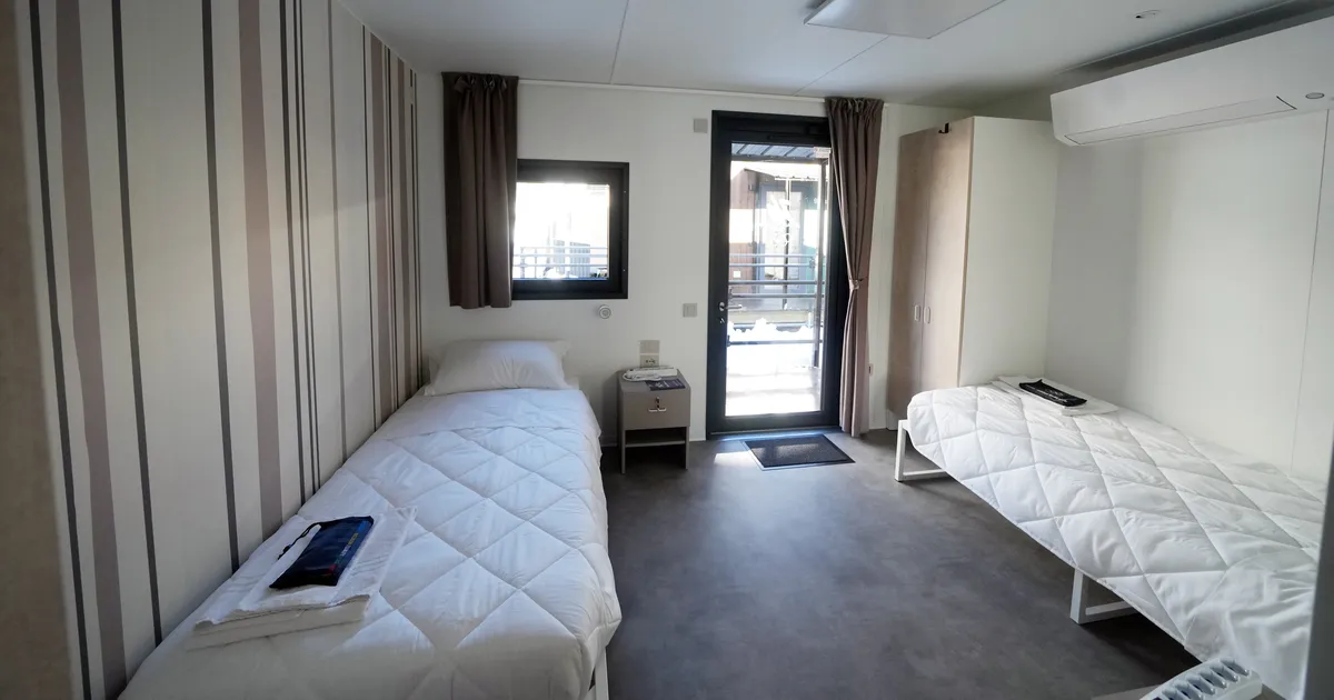 VIDEO ⟩ Pariisi «seksirõõmude pilajate» järel uus skandaal: Milano olümpiavoodid on nagu ...