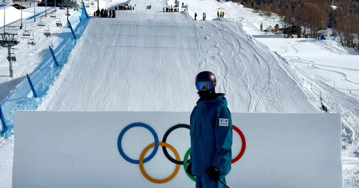 BLOGI JA GALERII ⟩ «Täna ei läinud nii, nagu oleks tahtnud.» Hüppel kukkunud Henry Sildaru jäi olümpiadebüüdil finaali ukse taha