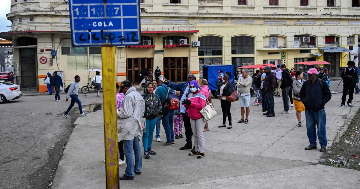 ELU HALVATUD ⟩ Kütusekriisis Kuuba lühendab töönädalat, sulgeb koolid ja jätab bussid seisma