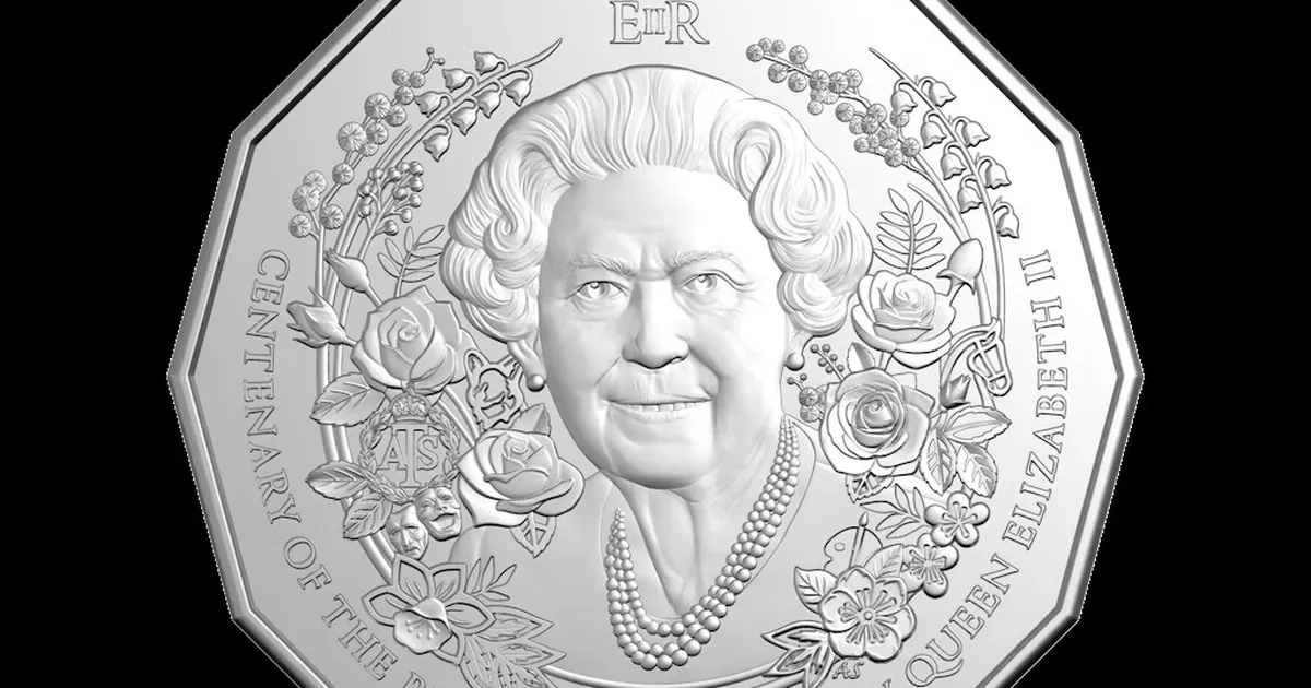 Nagu proua Doubtfire või Shrek: kuninganna Elizabethi mälestusmünti tabas mõnitustetulv