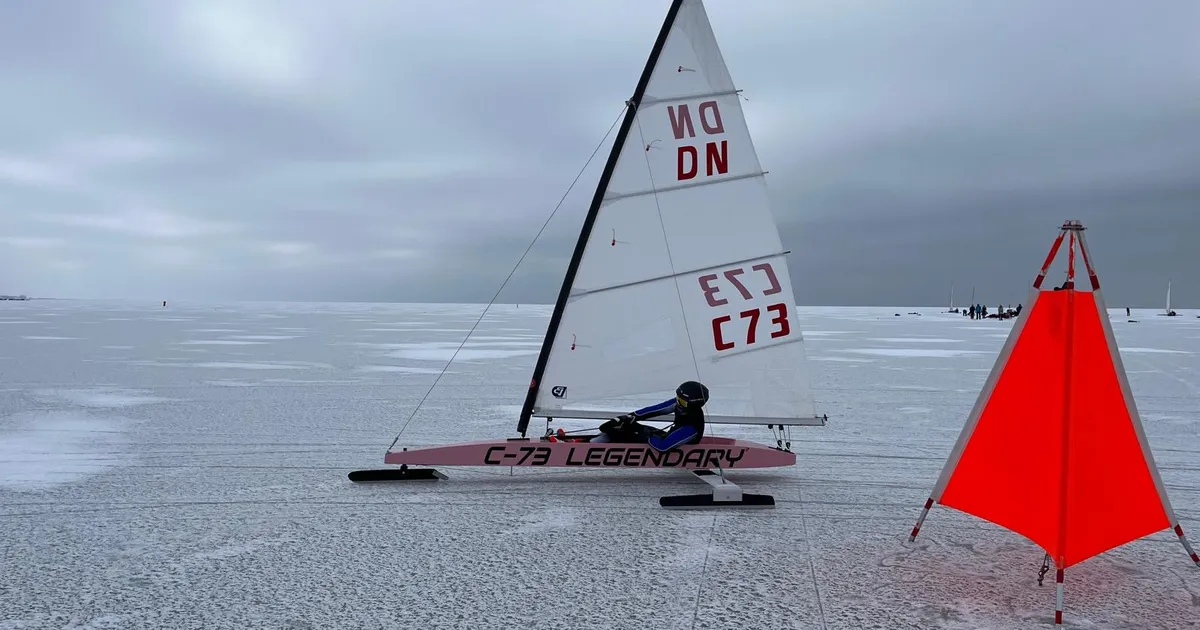 Jääpurjetamise Eesti karikasarja kolmas etapp algas Pärnu lahel