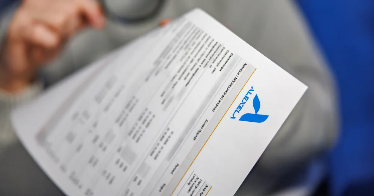 Tarbija pidas elektriarveid ebakorrektseteks ja nõudis muudatusi. Elektrimüüja sõnul on kõik korrektne