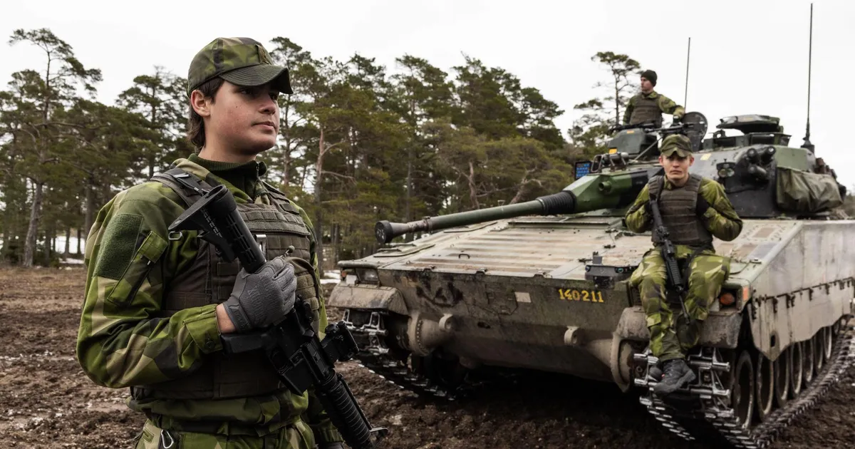 POSTIMEES GOTLANDIL ⟩ Vene ohu taustal laieneb Gotlandi rügement kiiremini, kui jõuab kasarmuid ehitada