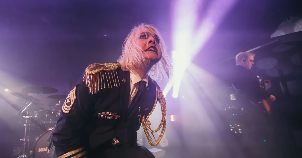 METSIK GALERII ⟩ Provokatiivne ja pöörane Kim Dracula tõi Tallinnasse unustamatu möllu