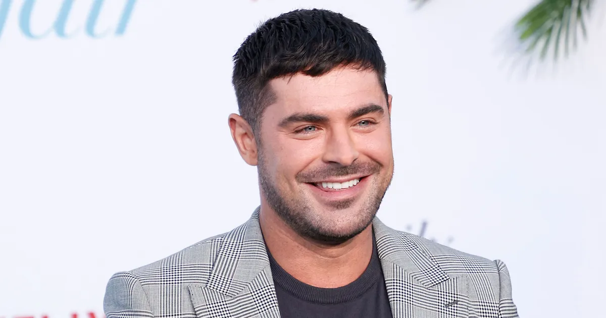 UUS SILMARÕÕM? ⟩ Zac Efron tabati Super Bowli nädalavahetusel koos tuntud lauljaga