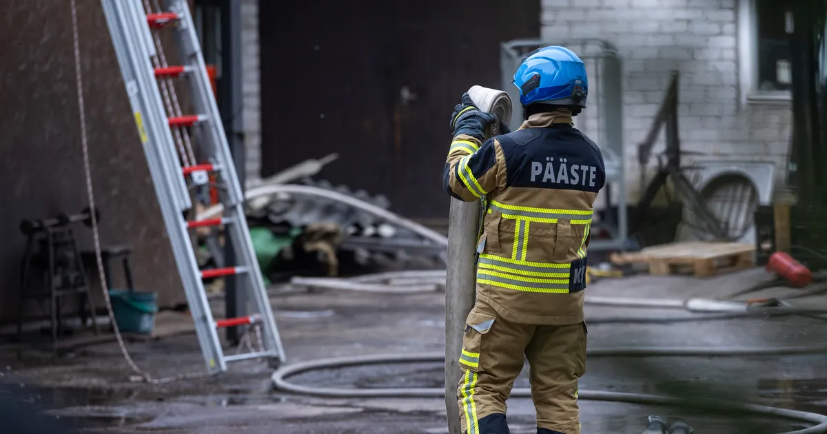 Tartumaal põles mitu maja, süttis ka laut