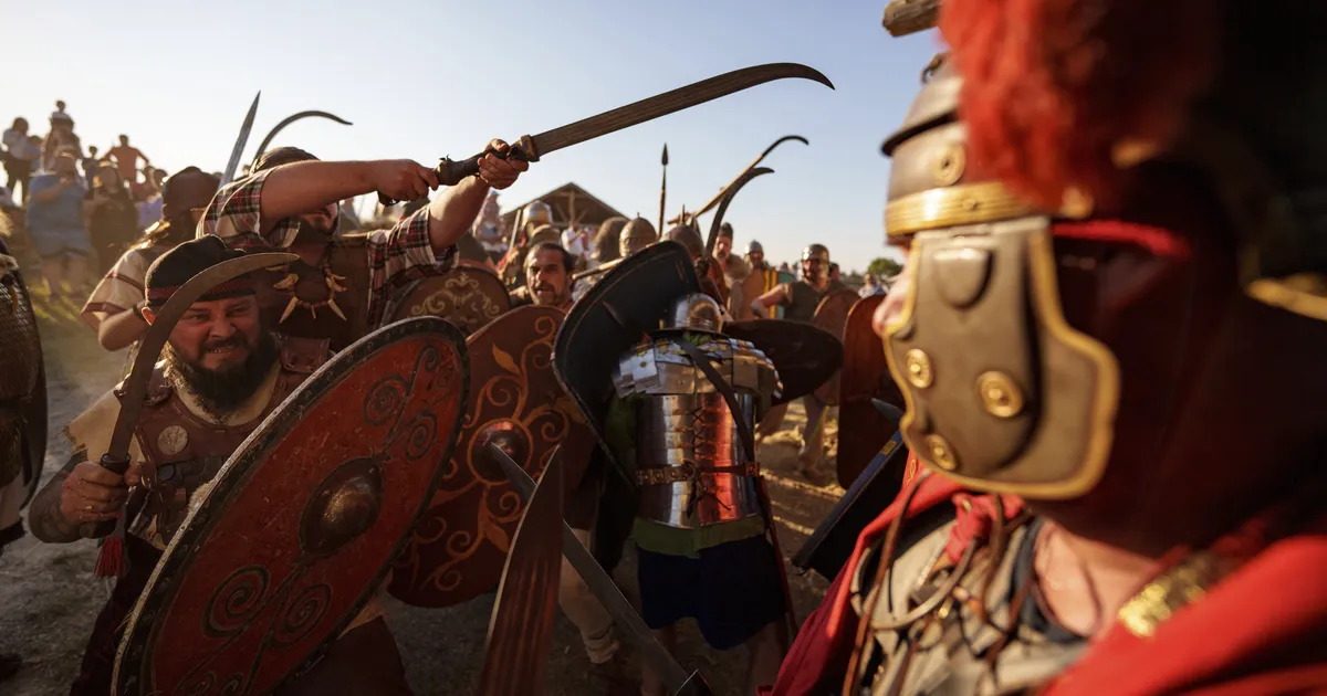 VABA AKADEEMIA ⟩ Siim Sõkkal: «Kreeka, Makedoonia ja Rooma sõdalasühiskondade alged»